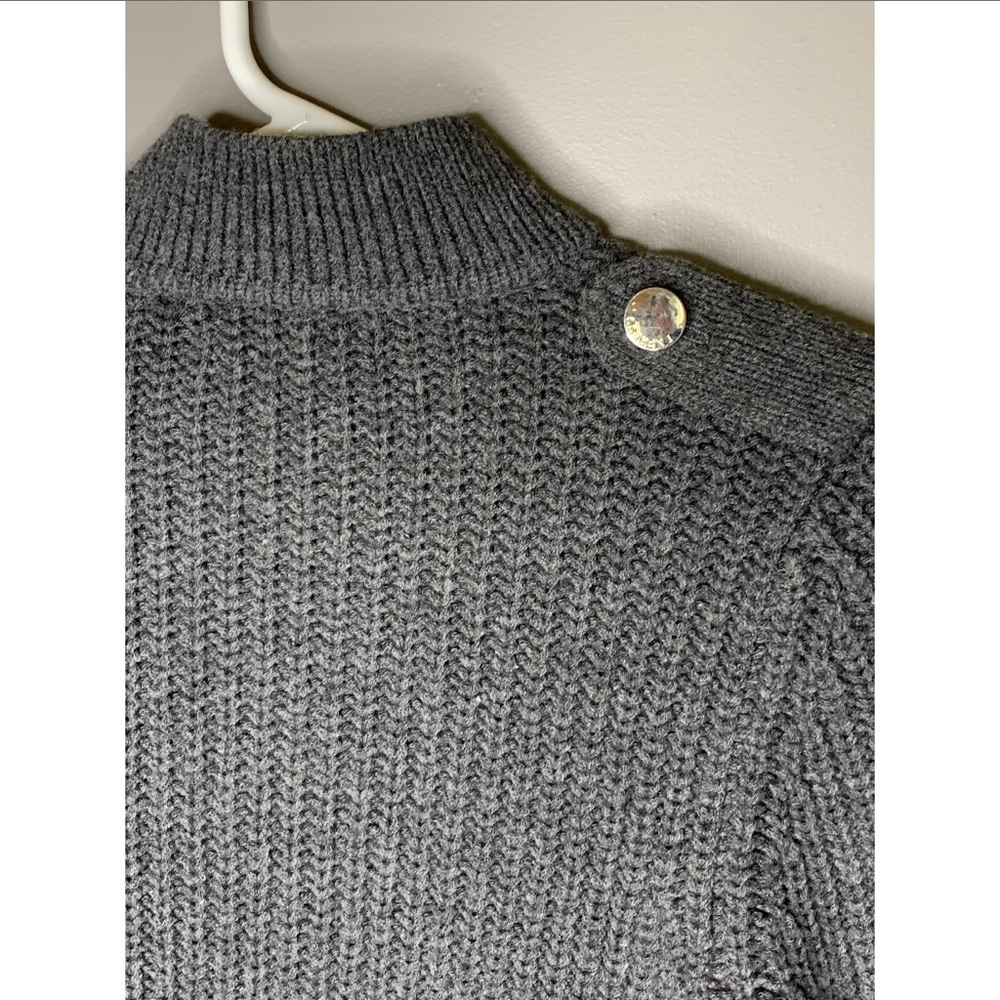 Express sweater - Picture 3 of 3